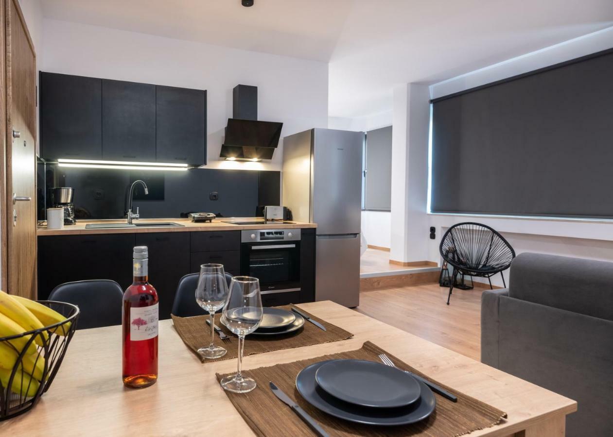 Elegant Urban Apartment 伊拉克利翁 外观 照片